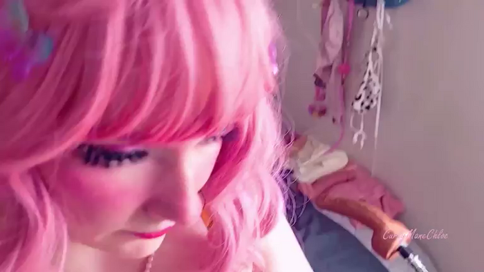 CurlyManeChloe