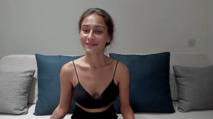 JuliaMoore18