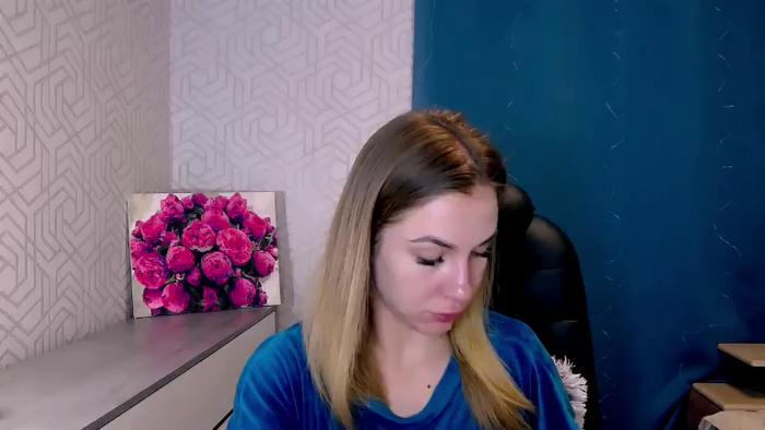 MeganNaughtyy