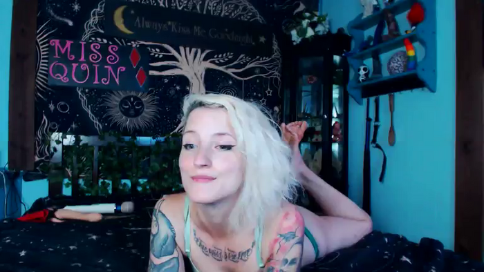 MissQuinCam