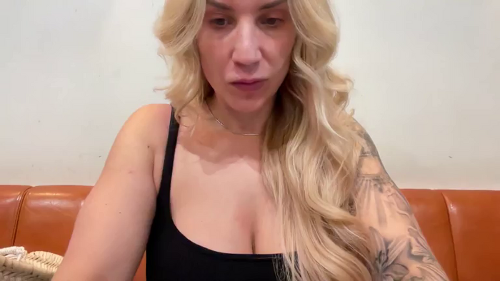 VivianUK