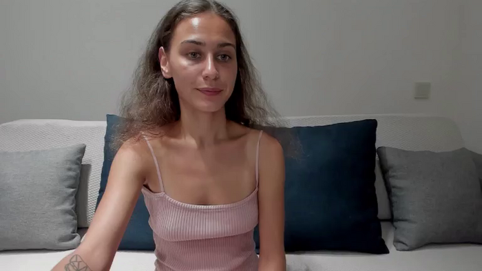 JuliaMoore18