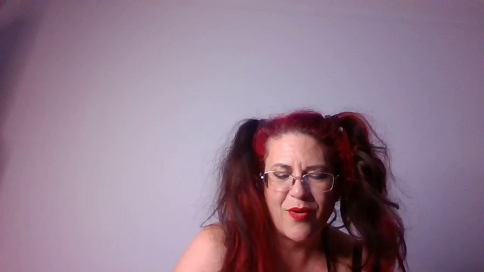 KinkyCorina