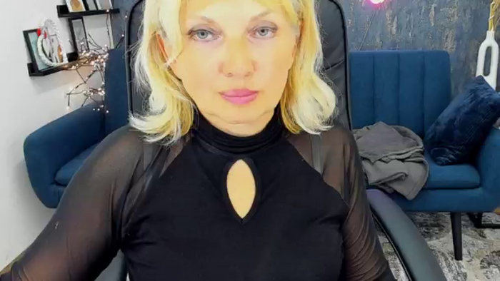 YrhotAbbyX