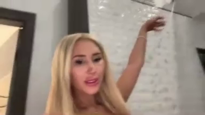 AmandaAndrewsxx