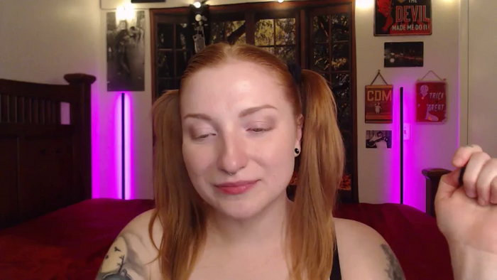 EmmaSubmissive