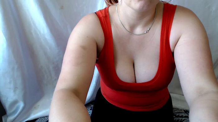 BettyGirlKiss