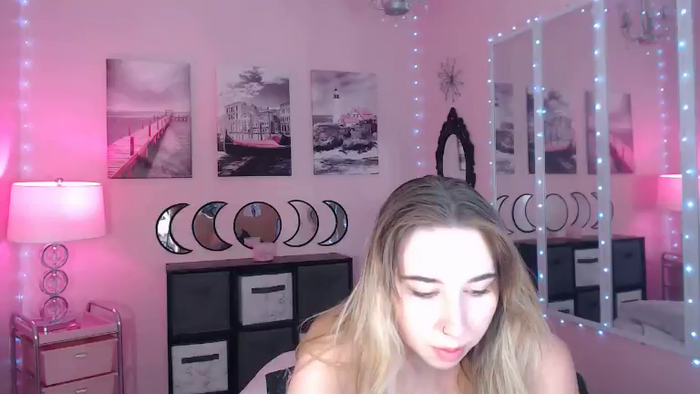 Lacey_Prescott