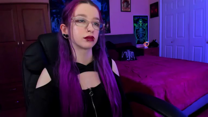 NikkiNorwalk