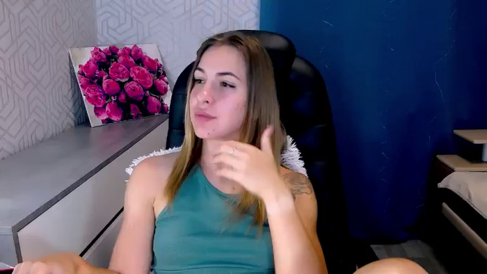 MeganNaughtyy