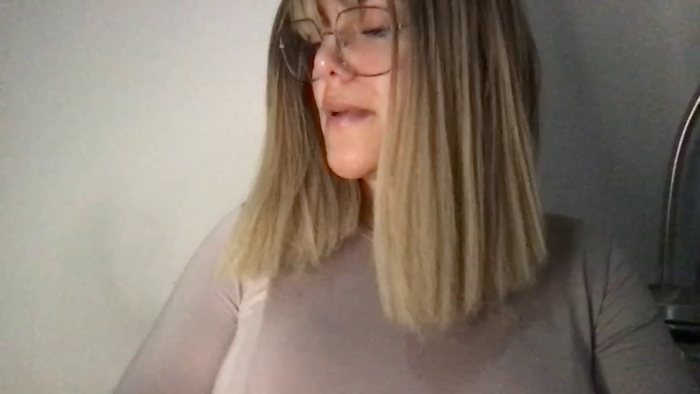 MistressLouUK