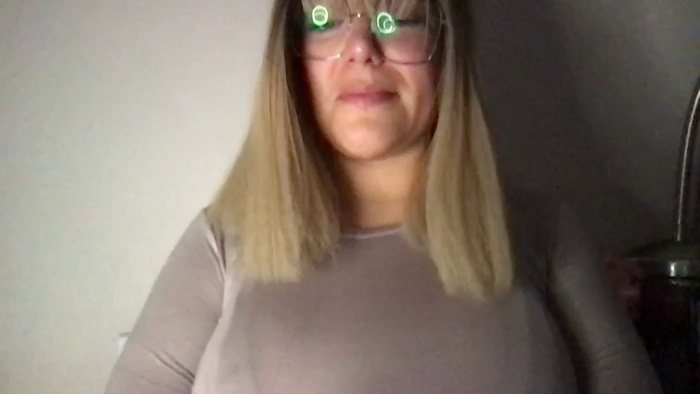 MistressLouUK