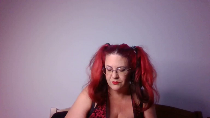 KinkyCorina