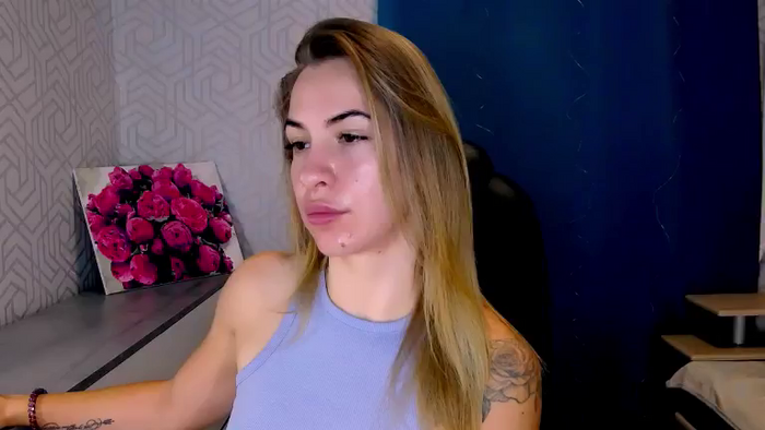 MeganNaughtyy