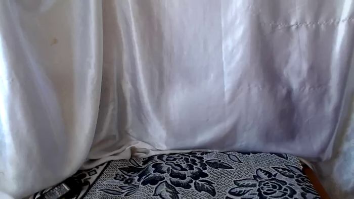 BettyGirlKiss