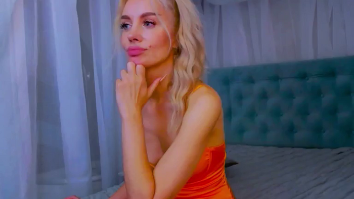 DahliaLay