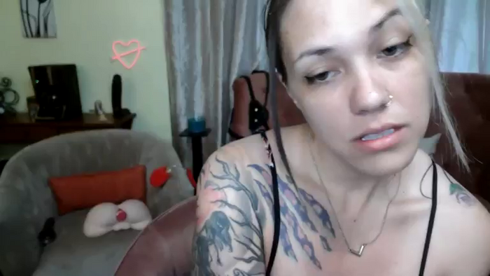 GoddessFoxxiSilk
