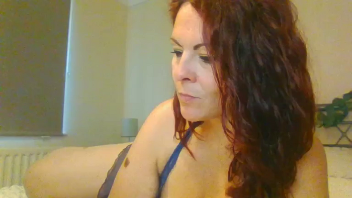 Boredhousewifex
