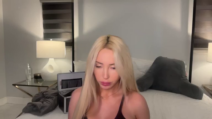 AmandaAndrewsxx