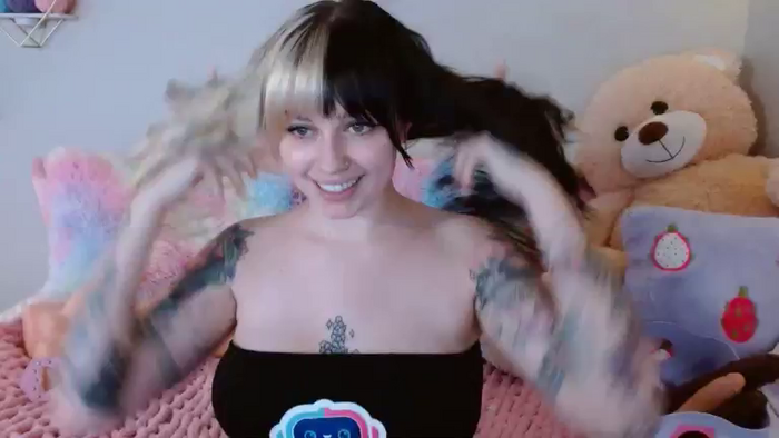Angelina_Glass