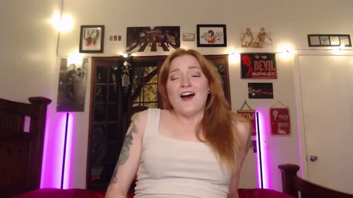 EmmaSubmissive