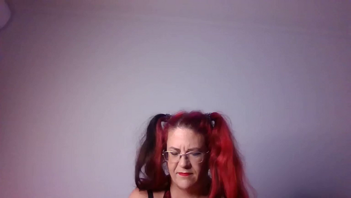 KinkyCorina