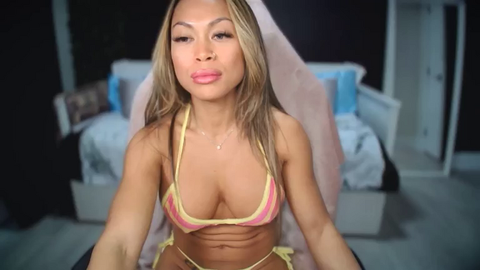 miaqueen143