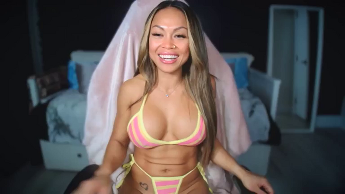 miaqueen143