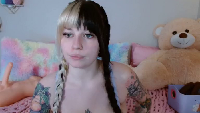Angelina_Glass