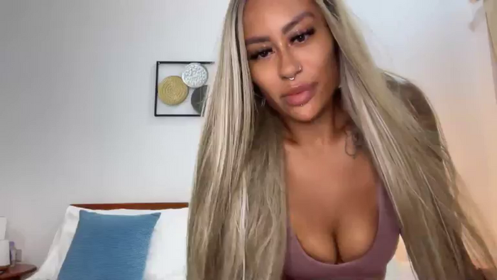 EbonyFoxxUK