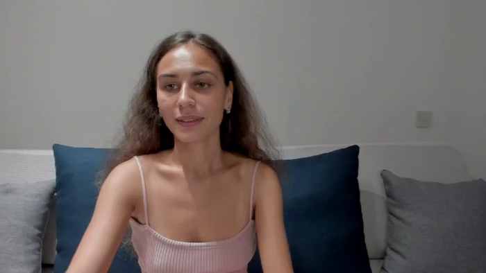 JuliaMoore18