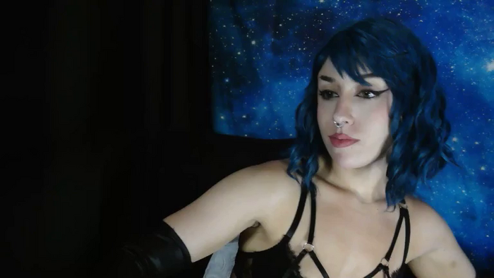 MissVikkiBlue
