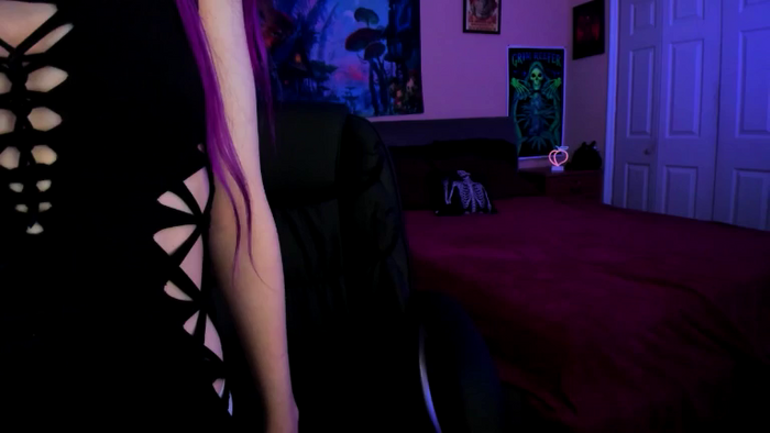 NikkiNorwalk