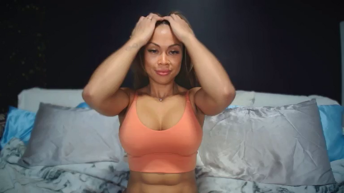 miaqueen143