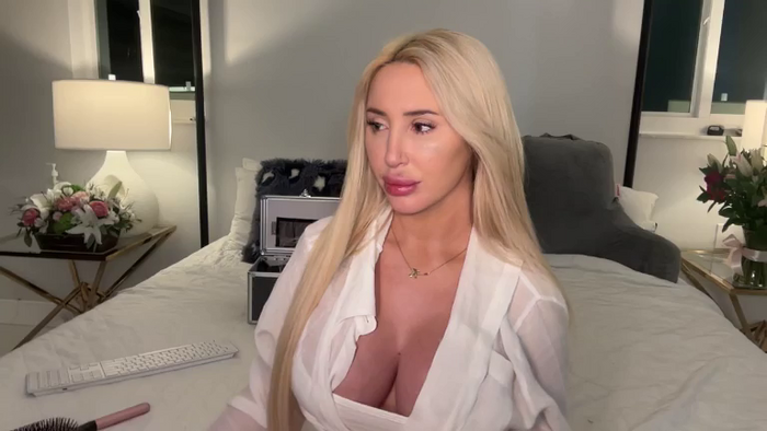 AmandaAndrewsxx