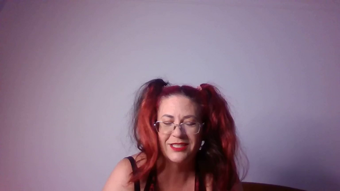 KinkyCorina