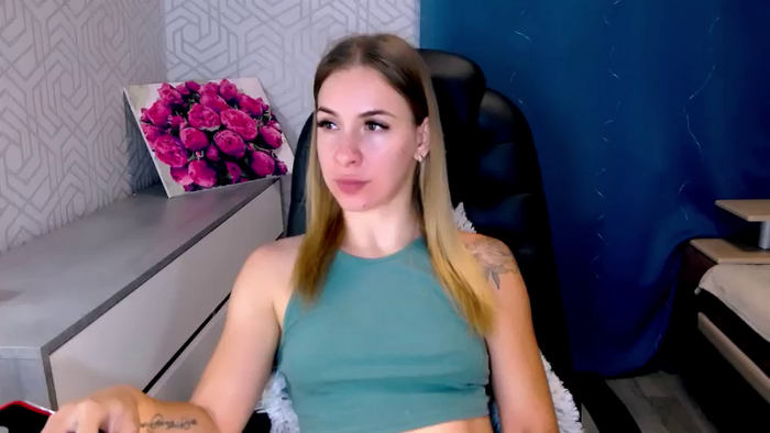 MeganNaughtyy