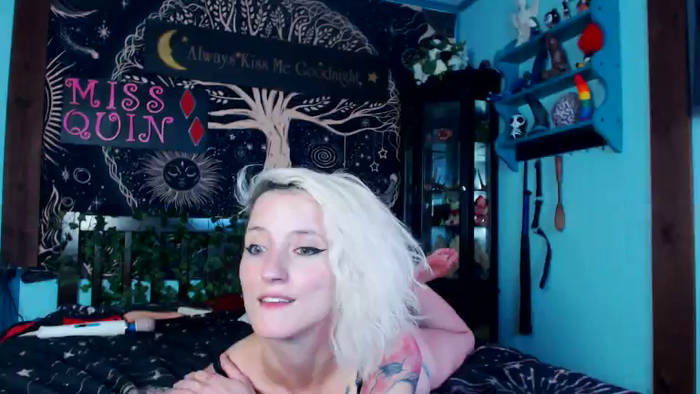 MissQuinCam