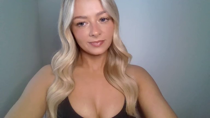 X_Zoey_UK