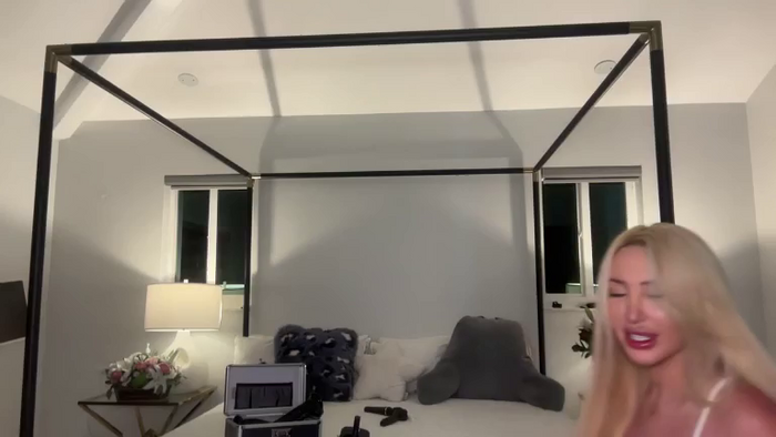 AmandaAndrewsxx
