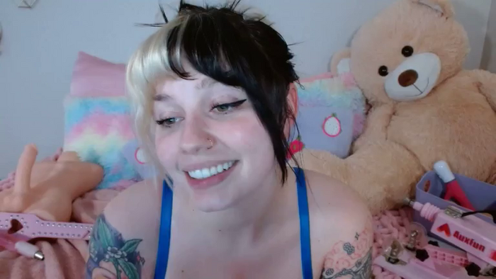 Angelina_Glass