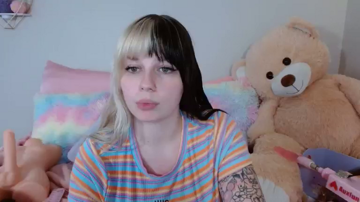 Angelina_Glass