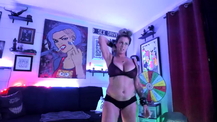 Chelsea_Rae