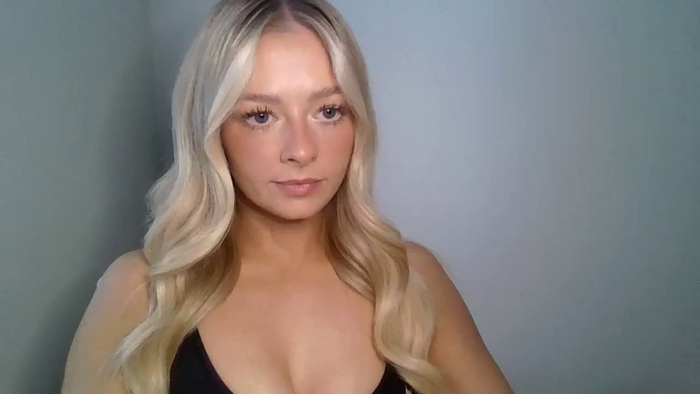 X_Zoey_UK