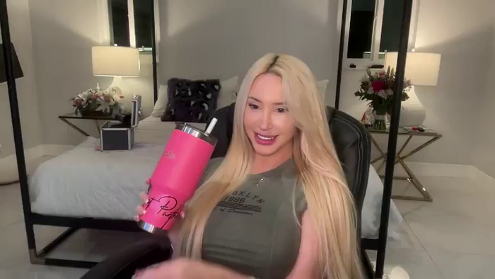 AmandaAndrewsxx