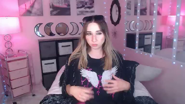 Lacey_Prescott