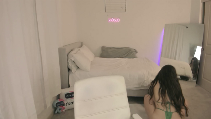 QueenChloeXO