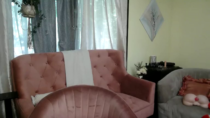 GoddessFoxxiSilk