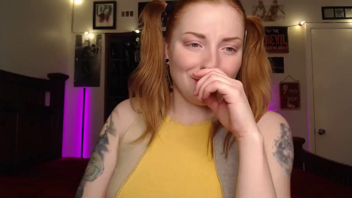 EmmaSubmissive