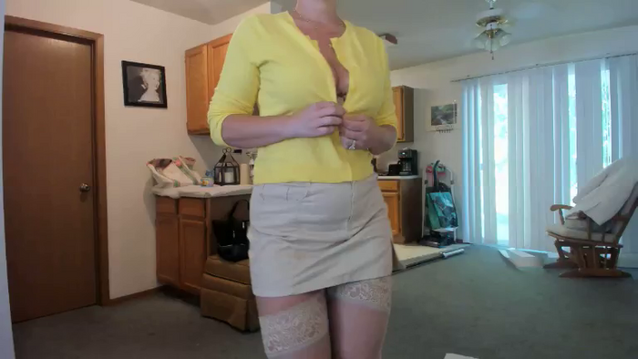 Hottyhousewife18